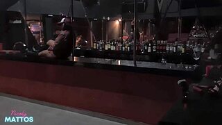 as safadas ficam peladinhas no clube de swing, bent over for doggystyle blowjobs.