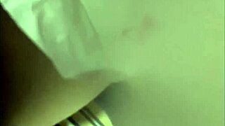 hey, safada colegial with big tits on dias vermelhos, teen 18+ fun