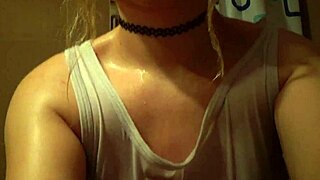 Fat and BBW ladies in the bath