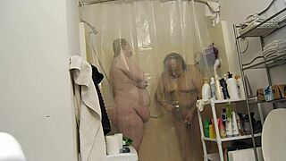 damn, i love getting wet in the shower with her