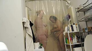 damn, i love getting wet in the shower with her