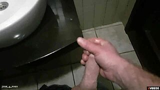 Just a quick solo moment at the pub, haha! 🍻