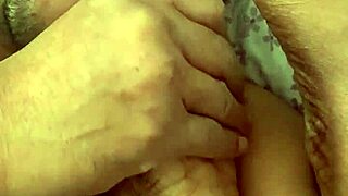 Wow, sucking my wife while she jerks me off with skill