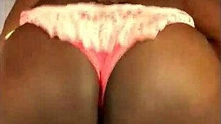 Sensual CD twerk with curvy performers