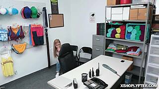 Want to see babes pump pussies and cum hard?