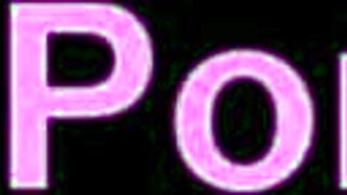 Slut babe feels intense emotions in first double penetration