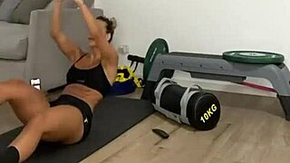 Sol Pearls' marked concha in a steamy cameltoe show