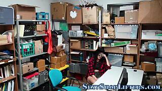 real amateur caught riding in hd