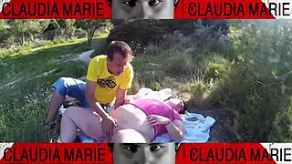 snacking on fat pussy in the field, nothing gets her hornier than cumming outdoors