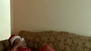 This girl is SUCKING a delicious pussy. She brings her to ORGASM.