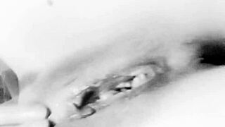 Hey, Wanna See Me Fuck With Dildos And Toys Up Close?