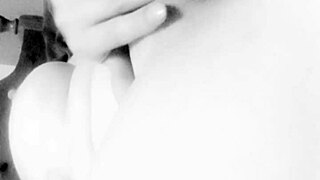 Hey, Wanna See Me Fuck With Dildos And Toys Up Close?