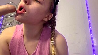 I finger my virgin asshole while masturbating