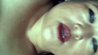 i watch pornstar poosoo playing on june 5, 2017