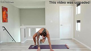 Busty Jamie Michelle's Leaking Creampie: Pure Mature Contrast