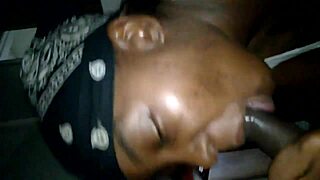 Cheating Ebony Momma Sucking Huge Black Cock! Can You Believe This Homemade Action?