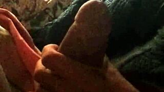 Chilena me pajea viendo realiti, but I think I said something wrong