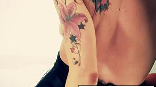 dahlia explores her wet pussy with dildo