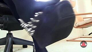 Look at this sexy shoe dangle with pantyhose and close up feet