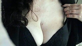 Tutto Naturale - Featuring Big Natural Tits And Boobs In Amateur Scenes.