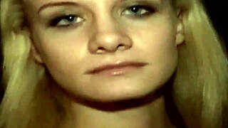 super-hot blonde leah dives deep and loves every moment