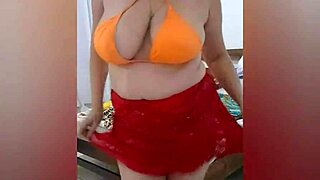 Blonde Milf Dana Performs Sensual Dance In Lingerie