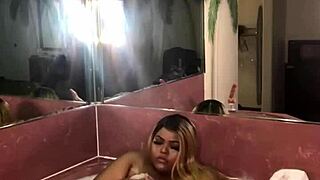 I, Zaharii, Play With Myself In The Hot Tub, But It's So Wet And Sexy.