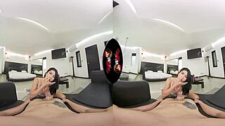 sexy latina babe in vr