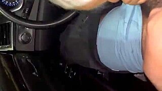 Ebony Babe Gives Sloppy Deepthroat While Listening to Music