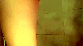 i love watching my pakistani girl squirt while fingering herself