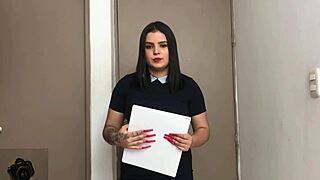 गुड ग्रेड्स के लिए मॉमी जेओआई से इनाम देती 😈