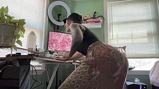 transportin by kodak black twerking elle edition at work