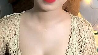 Choose The Big Tits You Want To See!