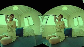 एमेच्योर यैंक्स मर्सी वेस्ट की चूत में इंटेंस कंट्रैक्शन महसूस