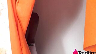 Wow, pounding hard into skinny Carol Suzuki's wet slit and filling brunette's mouth with cum! 😍