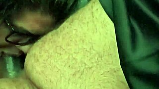 Quando voce vai no mercado e vizinho ver ass crossdressing blowjob