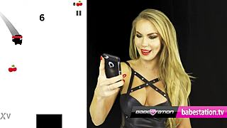 Can you believe this? Marni Moore screams in hilarious hero prank!