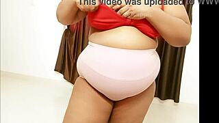 hey, big boobs sexy lady, wanna play with me