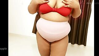 hey, big boobs sexy lady, wanna play with me