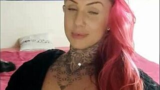 Garota Sensual Fumando E Provocando - Smoking Fetish