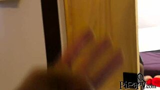 I bang that tattooed babe with big tit's on the floor