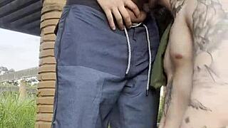 novinhos fudendo na praça publica na frente de quem passava