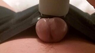 Gay blowjob and massage with a happy ending