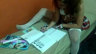 Seductive Novinha Ninfetinha Teases With Sensual Gay Vibes