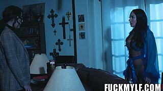 Sheena Ryder, Whitney Wright, And Rion King Plan A Special Present.