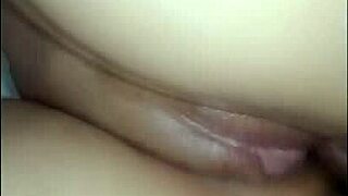 i sneak over to my girlfriend's house and we end up fucking her big ass with a creampie