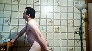 Amateur gay video with Italian stallion and blow job action