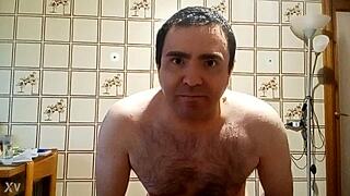 Amateur gay video with Italian stallion and blow job action