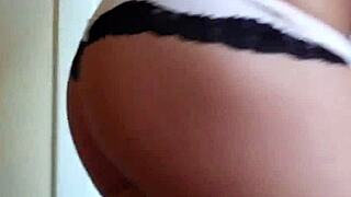 i'm capri cavanni, masturbatin' with my big tits out