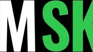 fiona and chloe show off their freeuse fun this summer